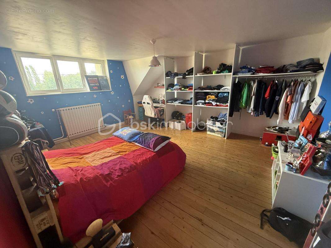 Maison à VIVIER-AU-COURT