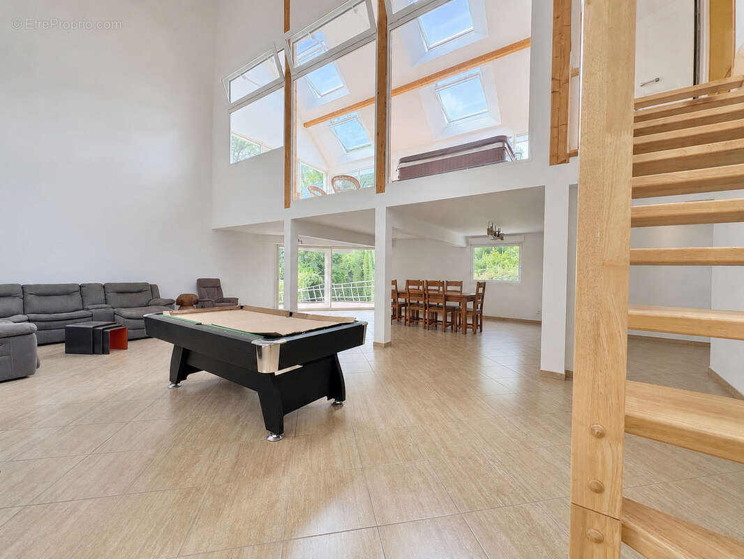 Maison de village - 240m2 - parc arbore - photo 4