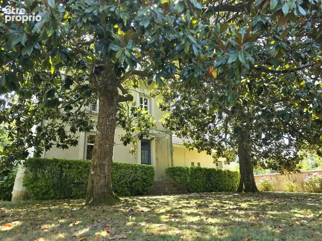 Maison à SAINT-LEON-SUR-L'ISLE