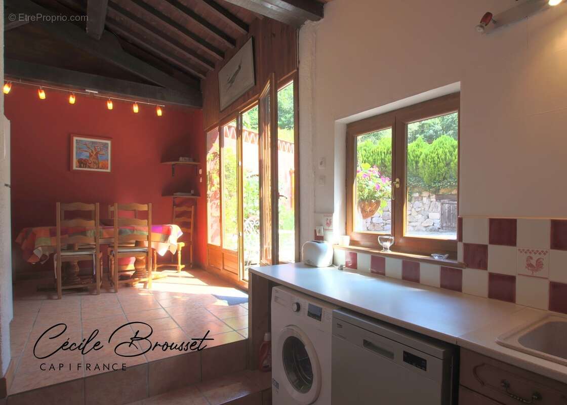 Propriete à vendre 10 pièces SAINT LAURENT DE CERDANS (66) - photo 28
