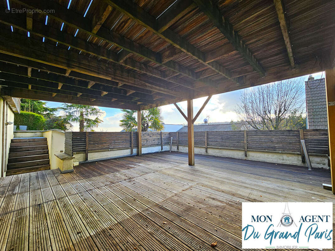 Maison à LE PLESSIS-ROBINSON