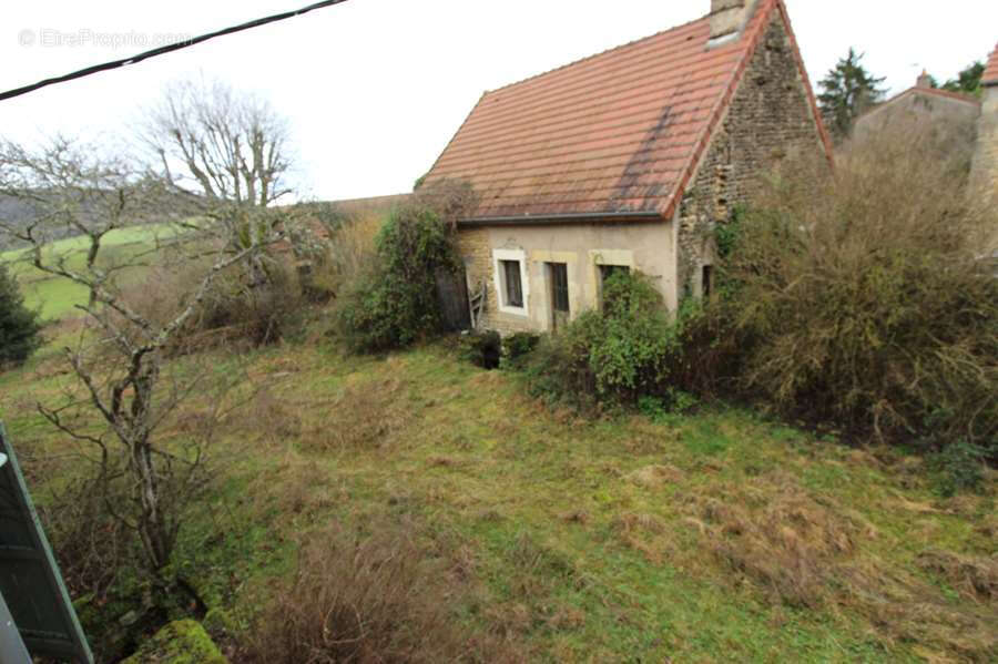 Maison à BRINON-SUR-BEUVRON