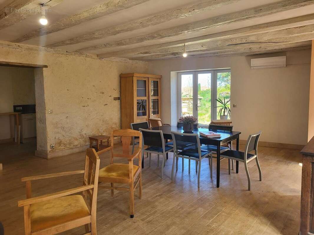 20250410150708 - Maison à ROUFFIGNAC-SAINT-CERNIN-DE-REILHAC