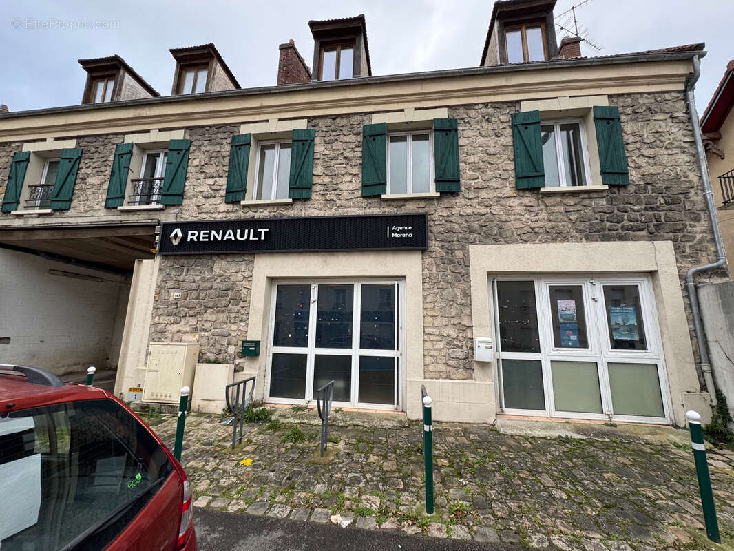 Appartement à LA CHAPELLE-EN-SERVAL