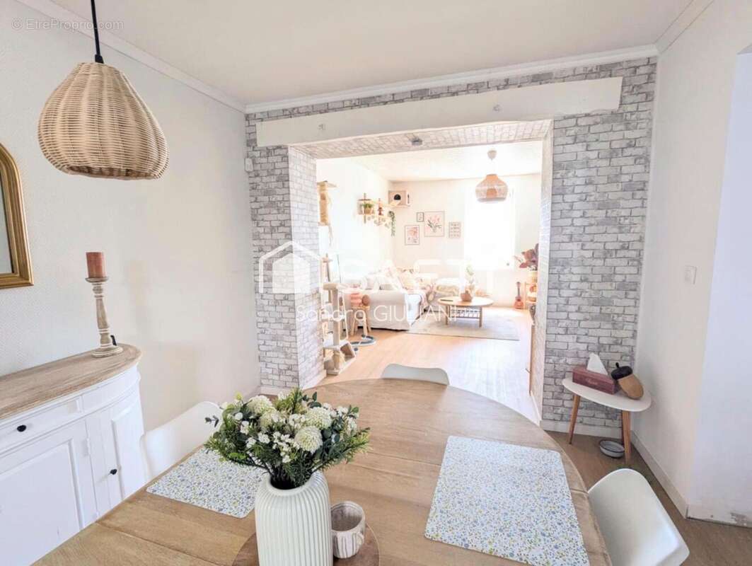 Photo 3 - Maison à PIERREPONT