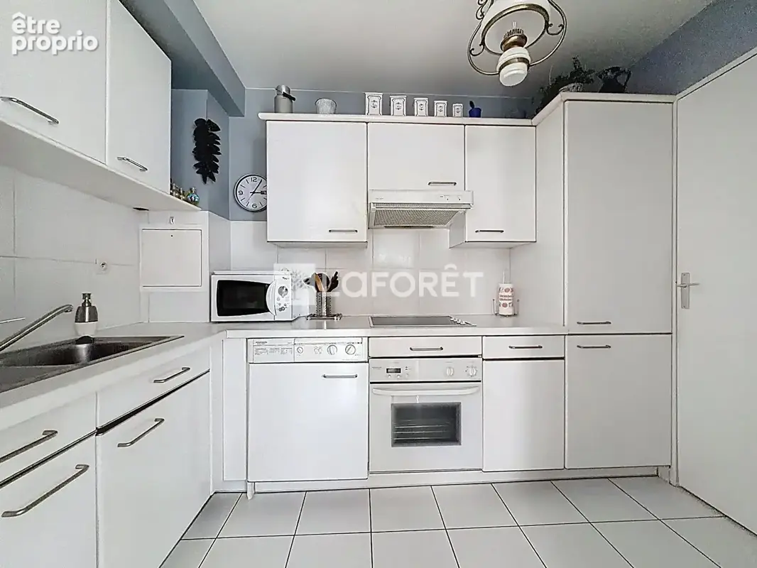 Appartement Bourg La Reine 3 pièces 69 m2 - photo 2