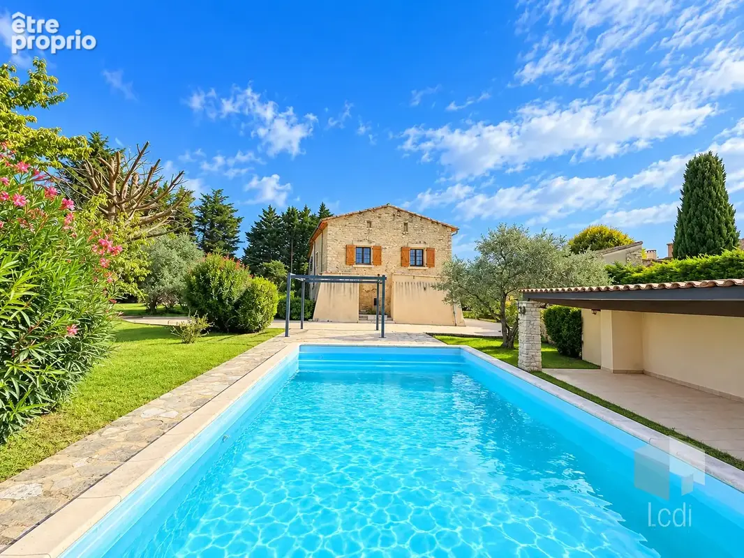 LORIOL-SUR-DRÔME - Maison de campagne 124 m2 avec piscine et dépendances - photo 12