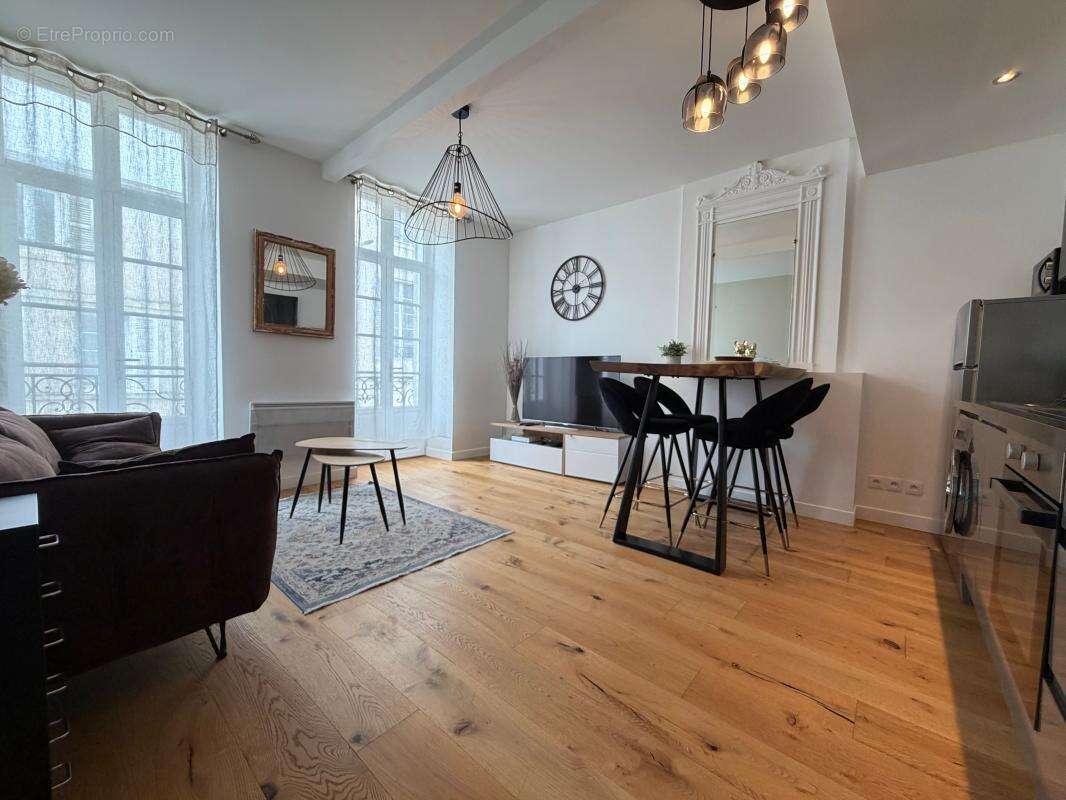 Appartement à LA ROCHELLE