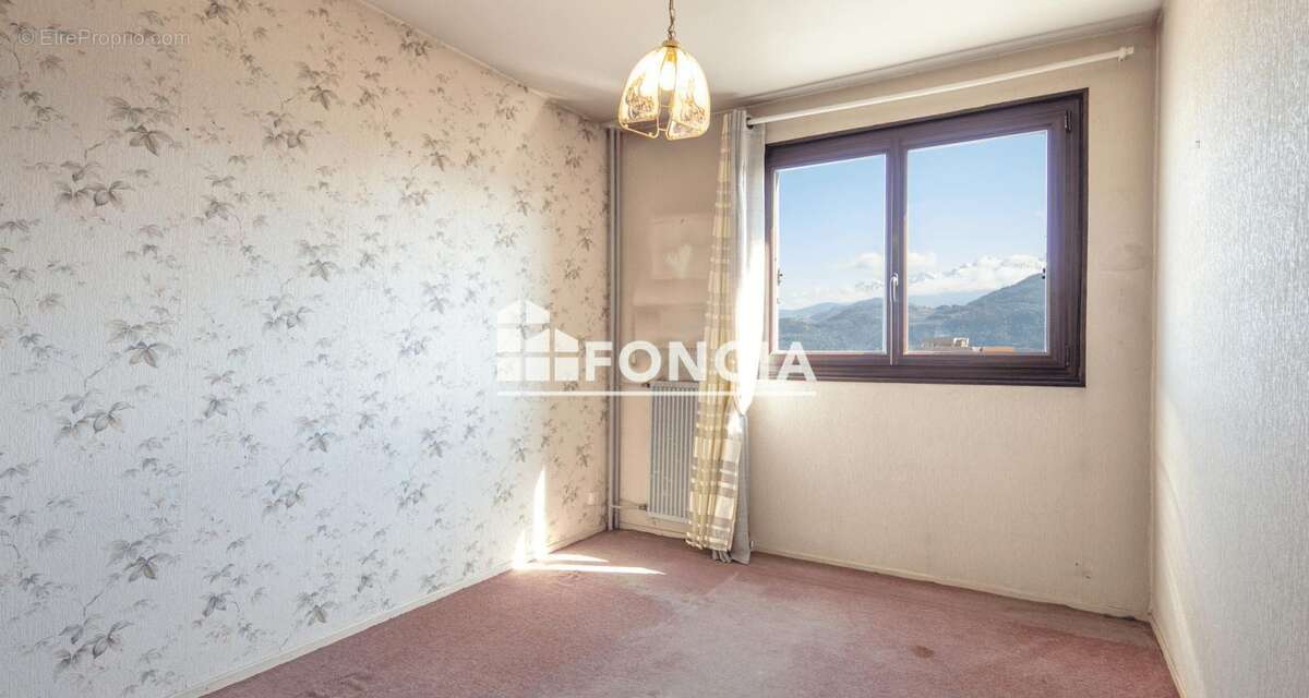 Appartement à ECHIROLLES