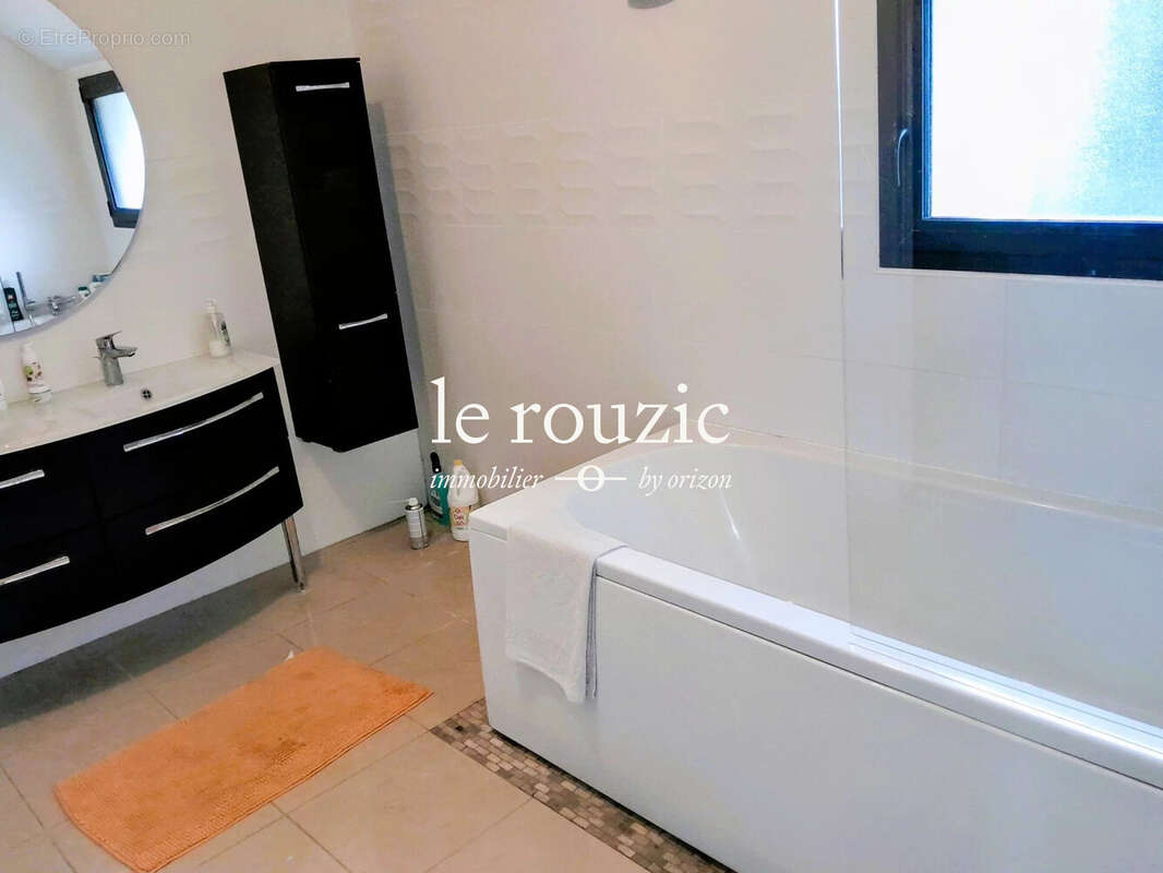 Maison 240 m² à Ploermel  - photo 7