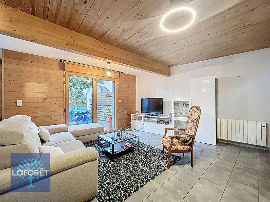 Maison à SAINT-AUBIN-D'AUBIGNE