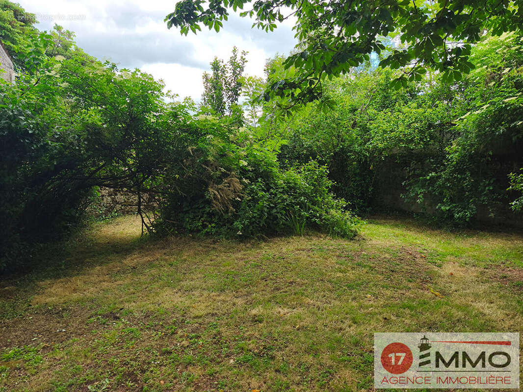 Maison de charme Thaire 3 pièce(s) 80 m2 - photo 11