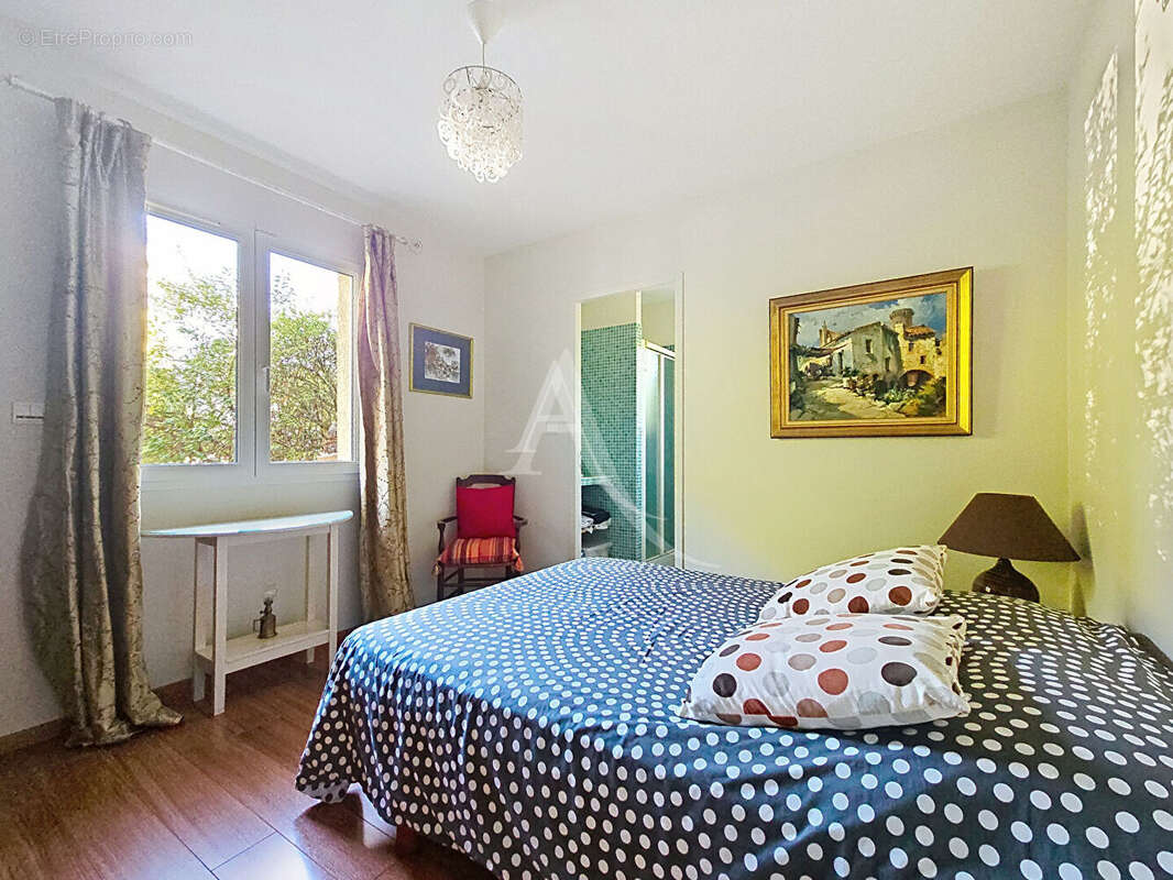 Maison à LAPEYROUSE-FOSSAT