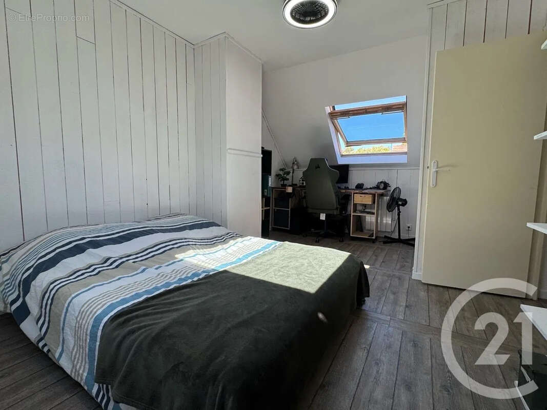 Maison 90 m² à Oulins  - photo 8