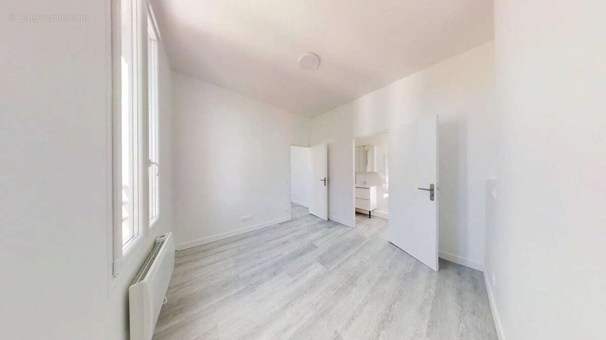 Appartement à CLICHY