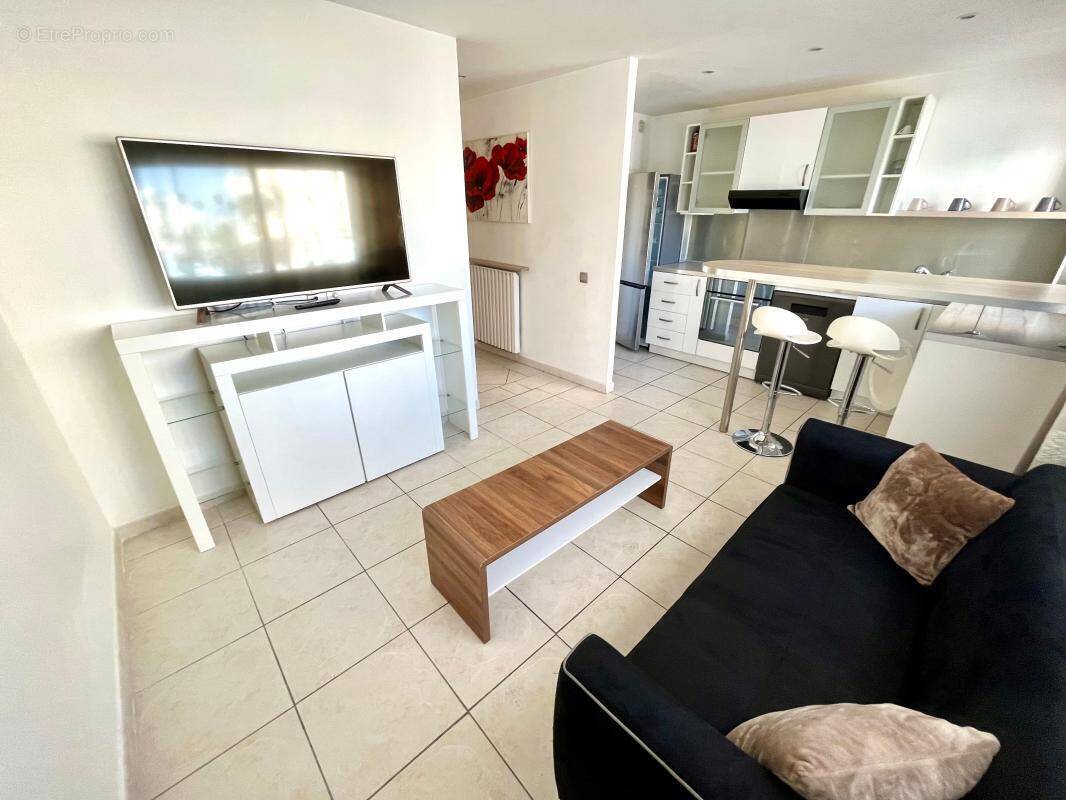 Appartement à LE CANNET