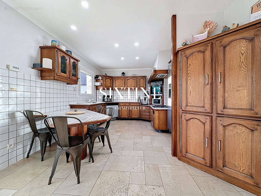 Maison à SAINT-VULBAS