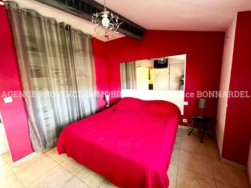 Maison à ROCHEBRUNE