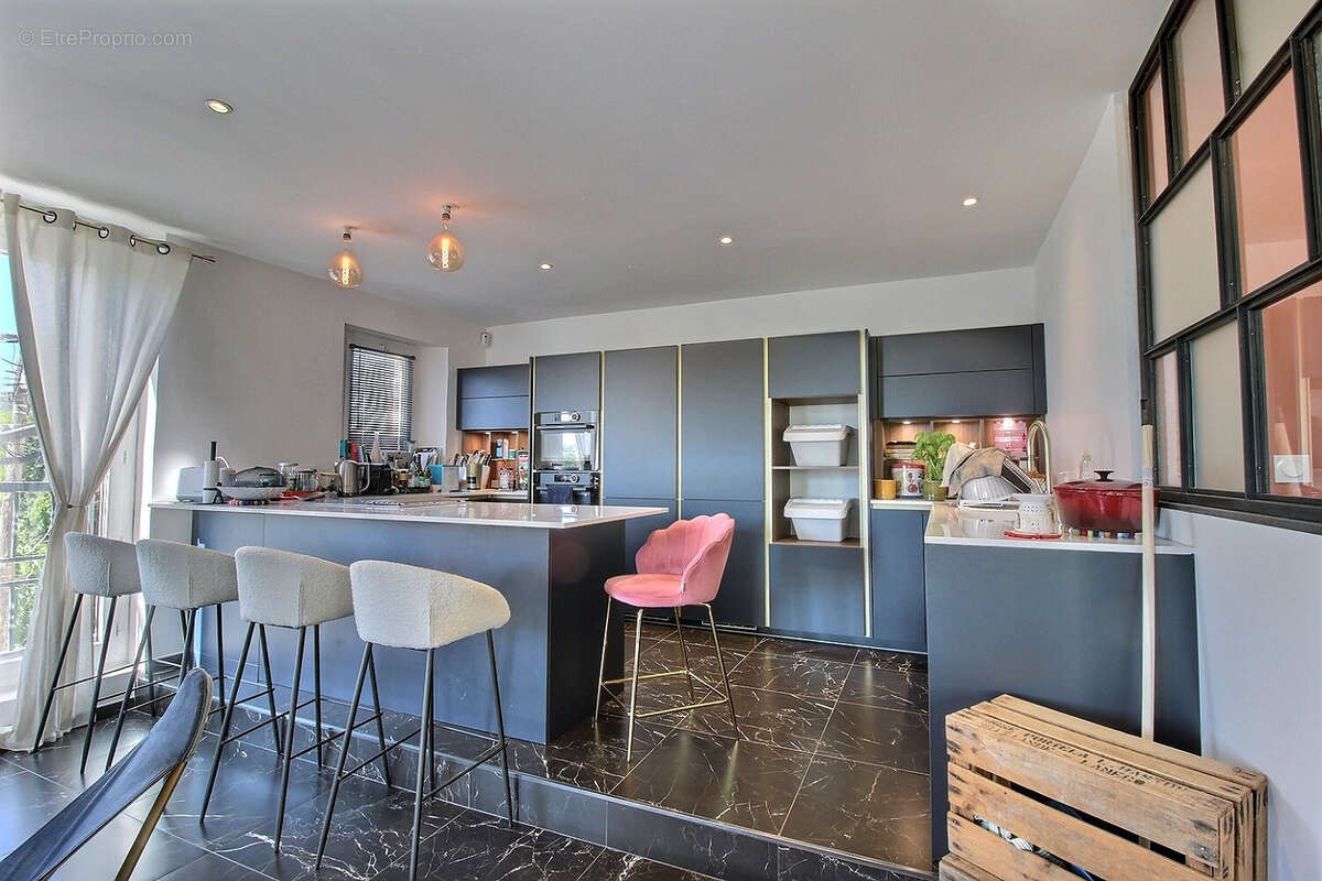 Appartement à PLAN-DE-CUQUES