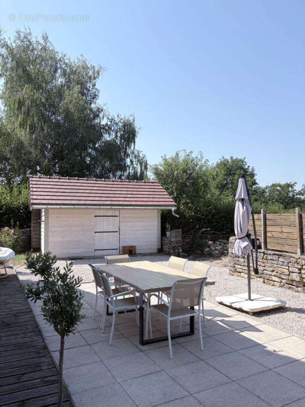Belle maison d'environ 138m2 sur Briod - photo 3