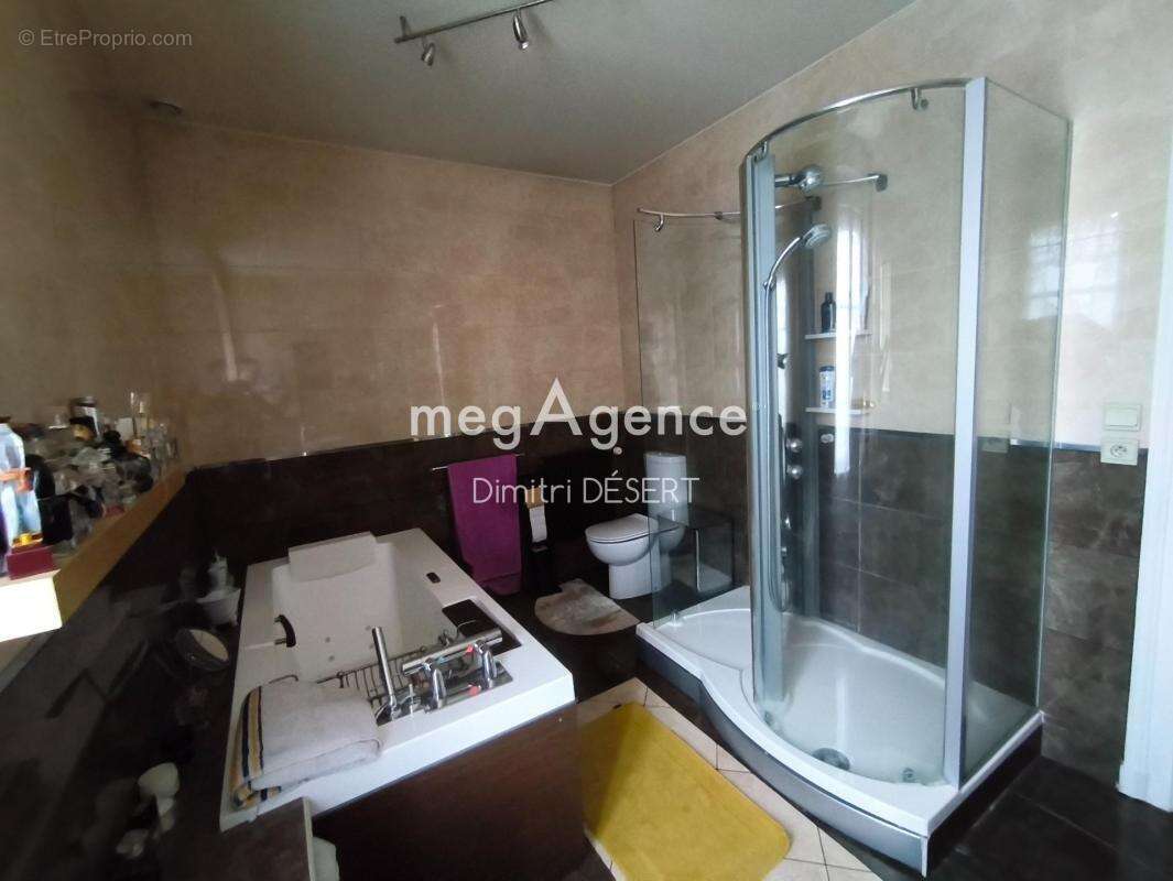 Maison à SAINT-GEORGES-DES-GROSEILLERS