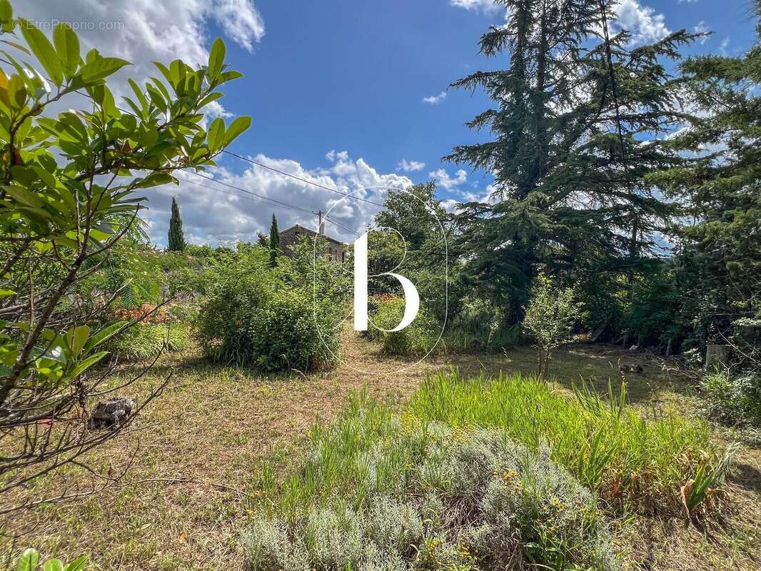 Maison à VALLON-PONT-D'ARC