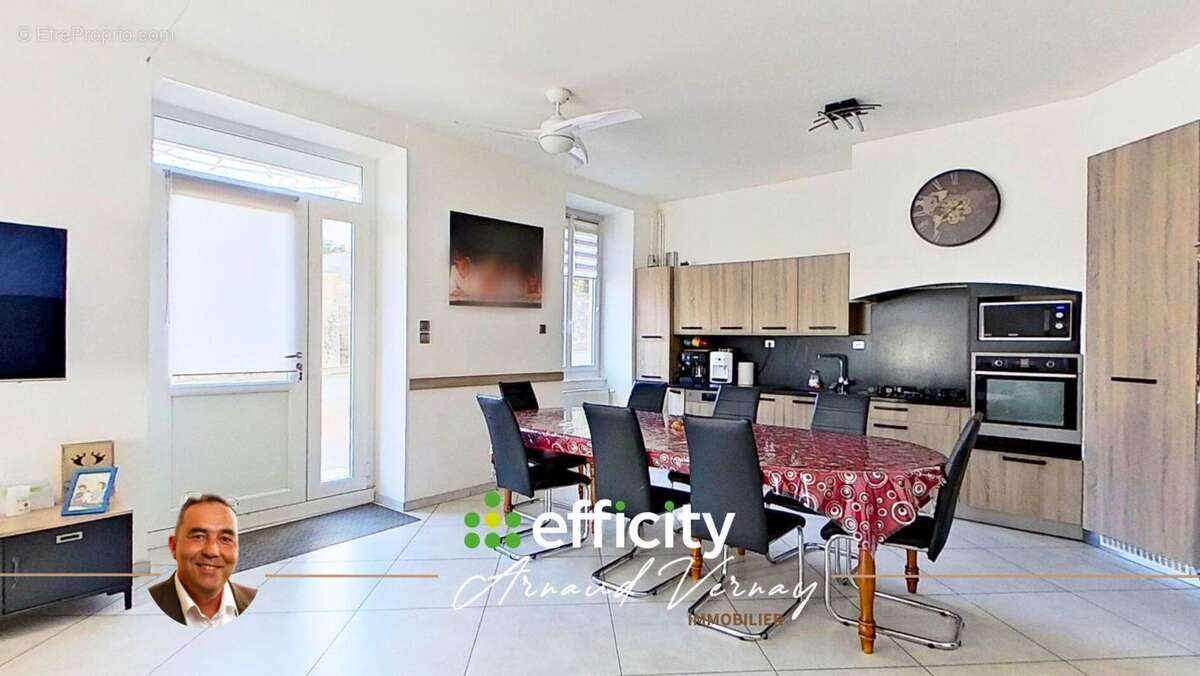 Maison à PONTCHARRA-SUR-TURDINE