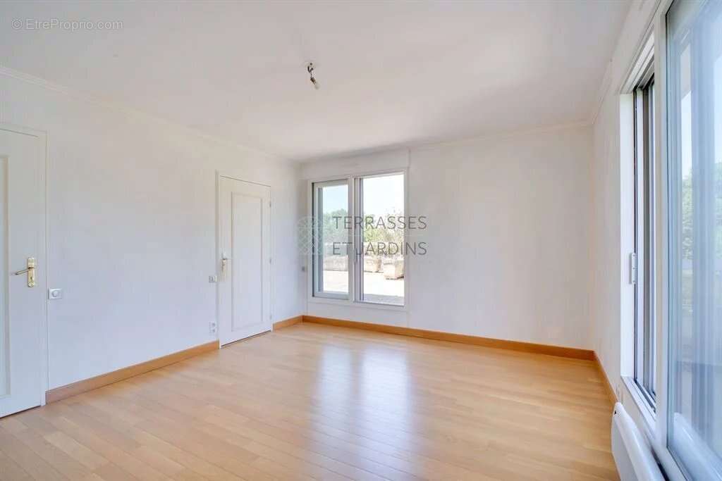 Appartement à SAINT-MAURICE