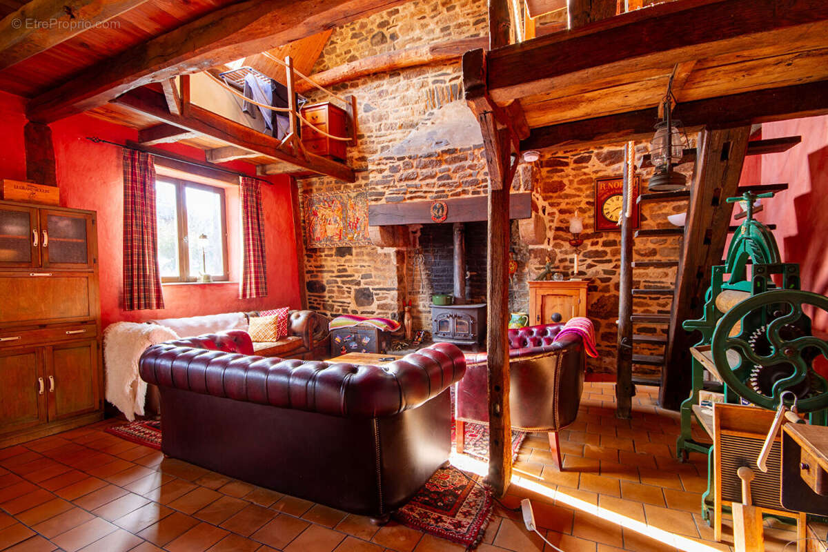 Maison à ISIGNY-LE-BUAT