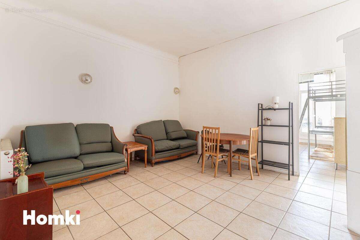Appartement à MARSEILLE-6E