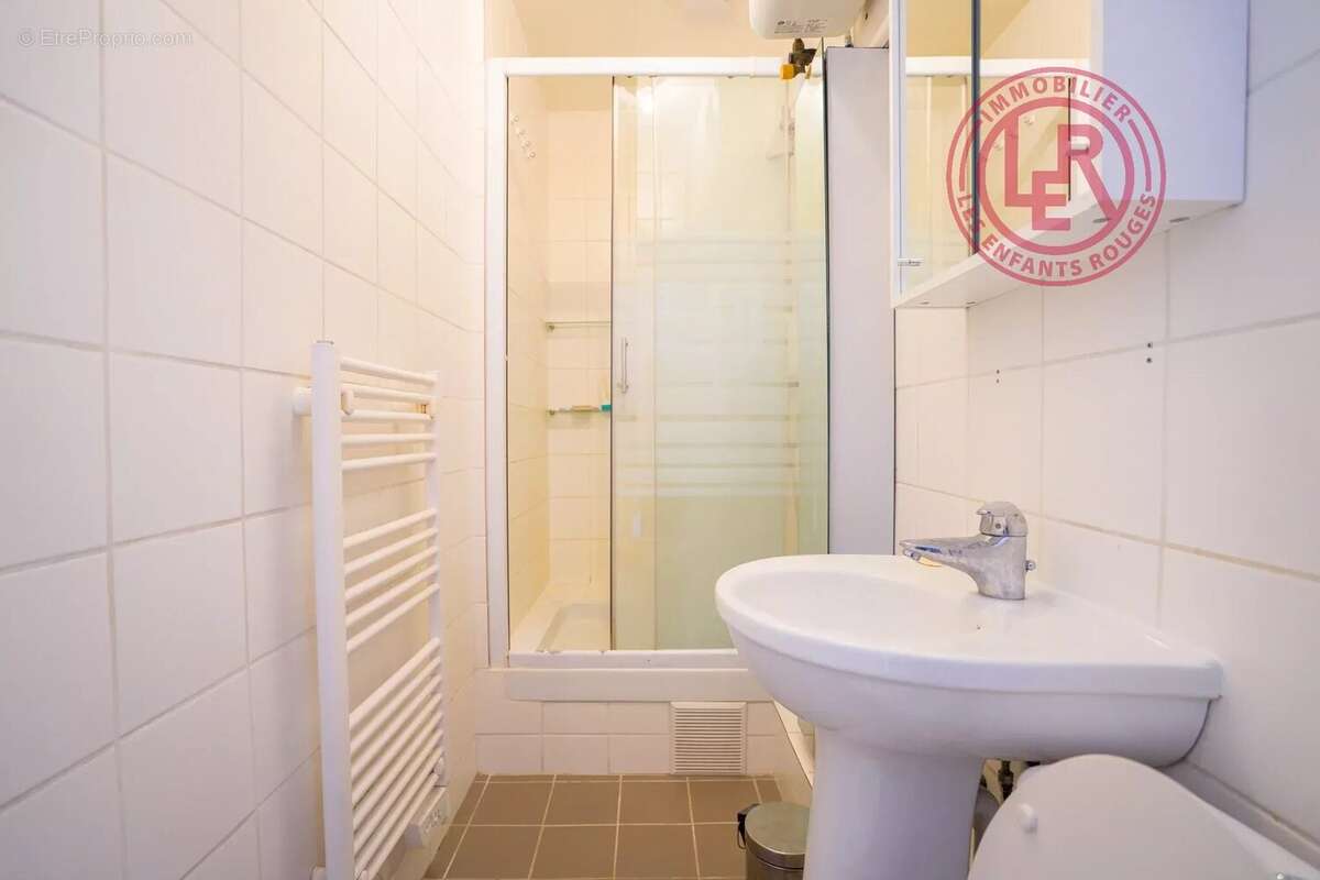 Appartement à PARIS-3E