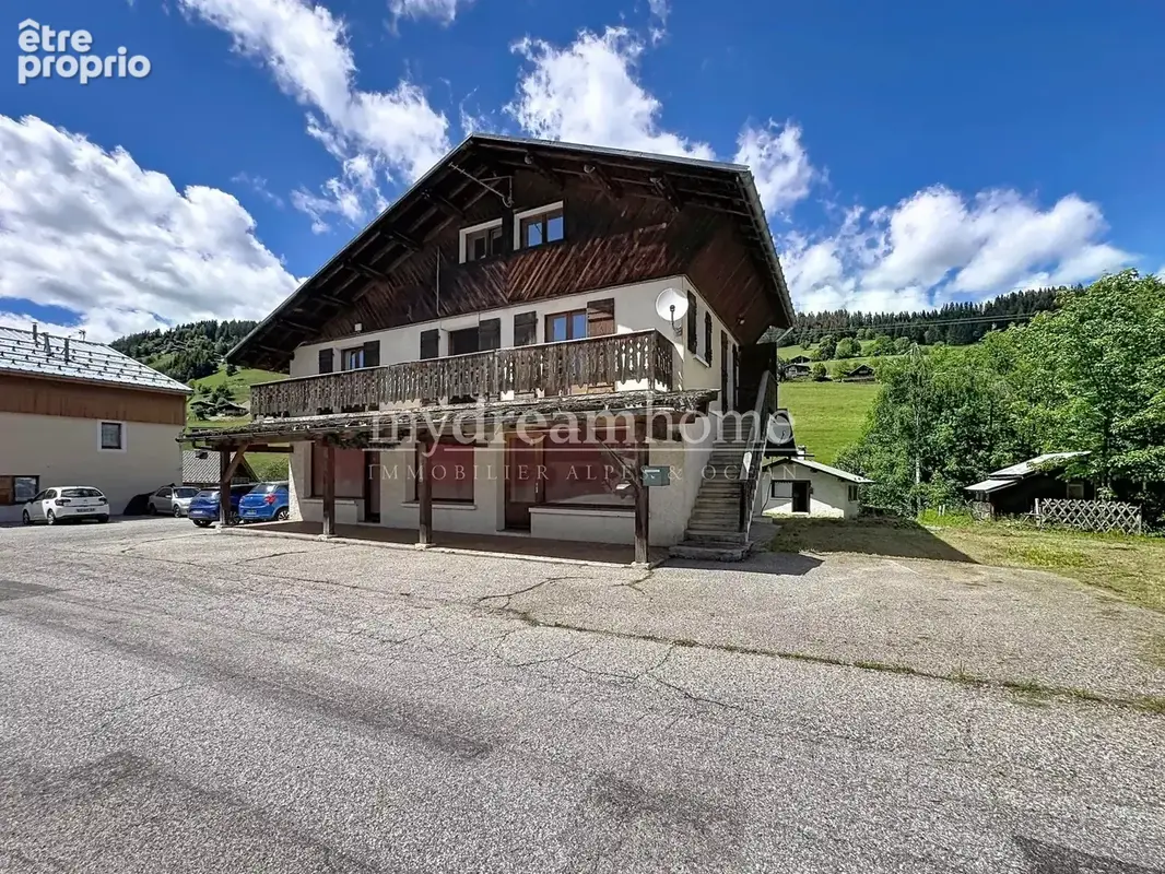 À VENDRE – Ensemble immobilier de 3 chalets à Notre Dame de Bellecombe (73590) - photo 36