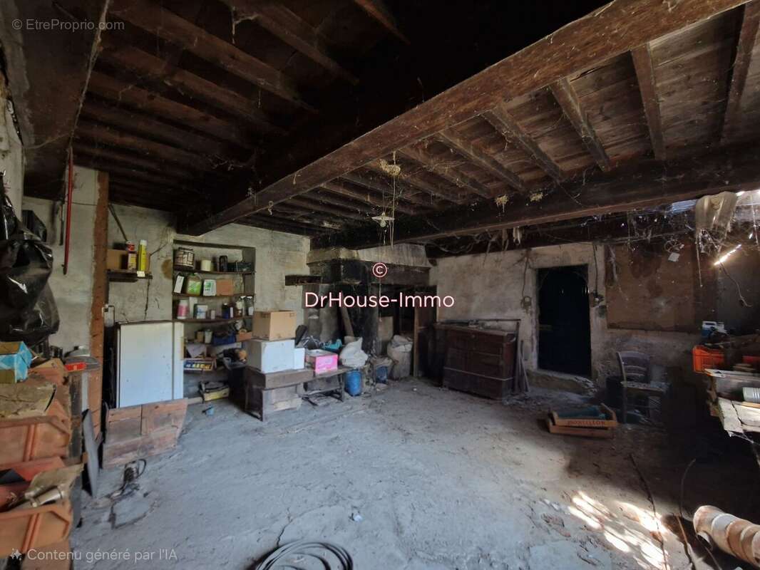 Maison à BESAYES