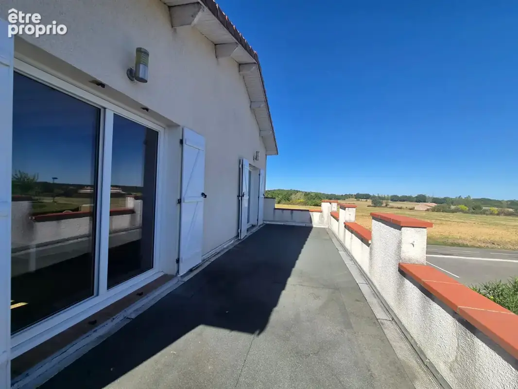 Maison familiale 5 pièces à Castelnau D Estretefonds 138 m2. - photo 26