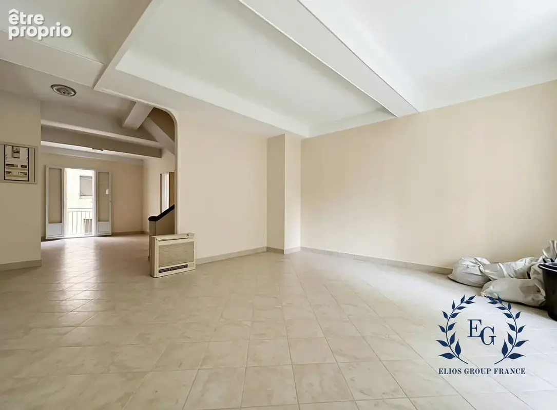 Maison 6 pièces 134 m² à vendre à Flassans-Sur-Issole (83340) - photo 2