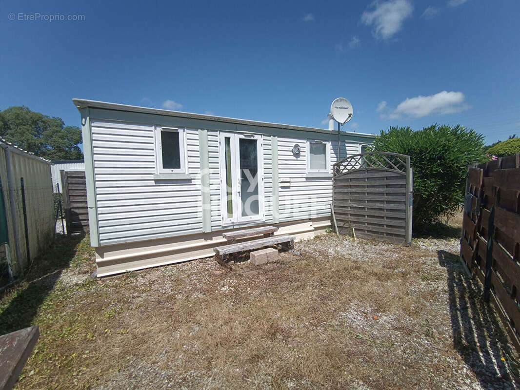 Terrain à SAINT-PIERRE-D&#039;OLERON