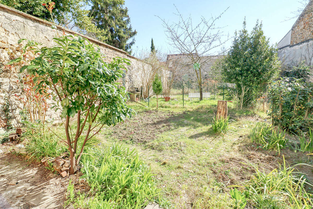 Appartement à BOURG-LA-REINE