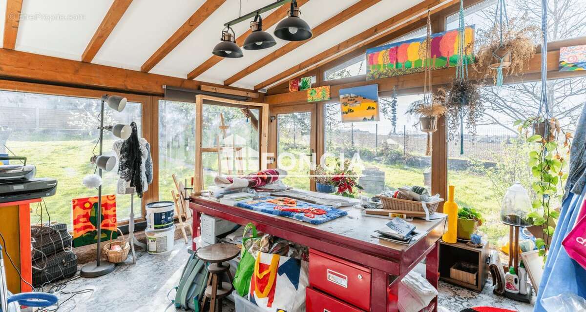 Maison familiale à Vany avec terrain arboré - photo 11