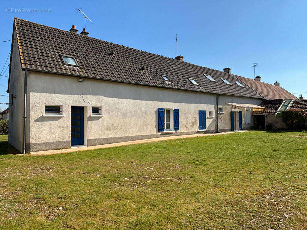 Maison à VILLEDIEU-SUR-INDRE