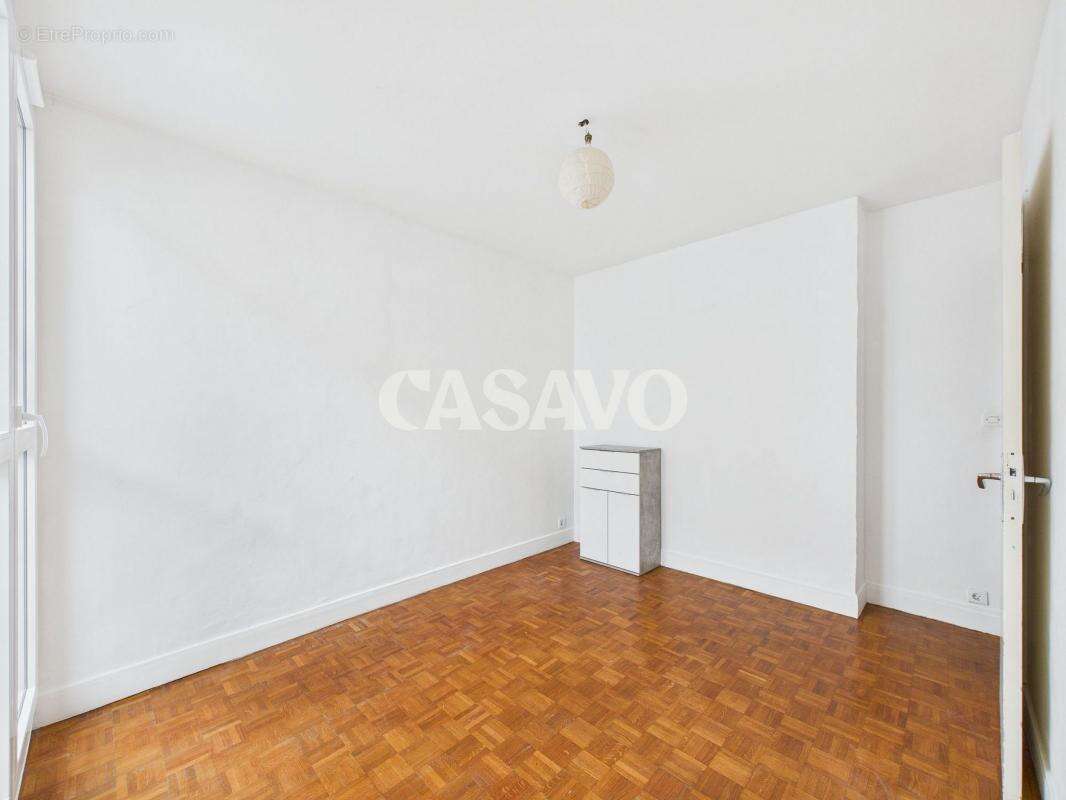 Appartement à IVRY-SUR-SEINE