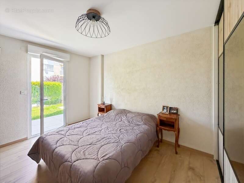 Appartement à REIGNIER