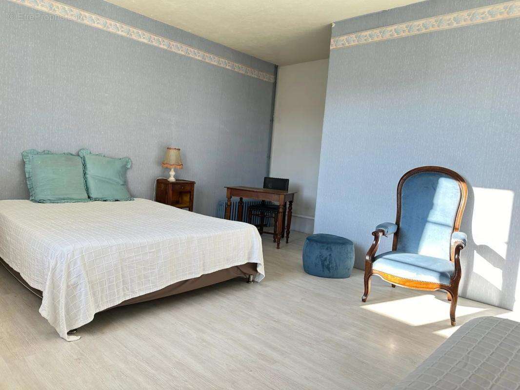 Maison à CHATEAU-DU-LOIR