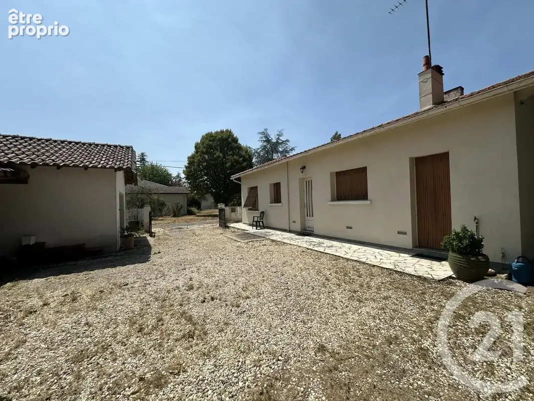Maison 77 m² à Les Peintures  - photo 9