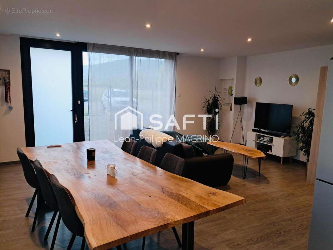 Photo 7 - Appartement à LA BASTIDE-DE-BOUSIGNAC