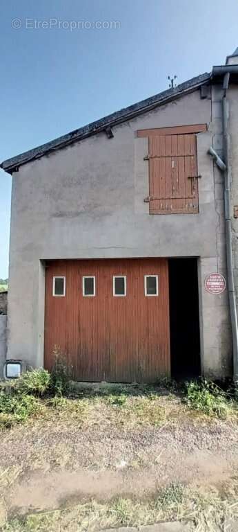 Maison à BAZOLLES