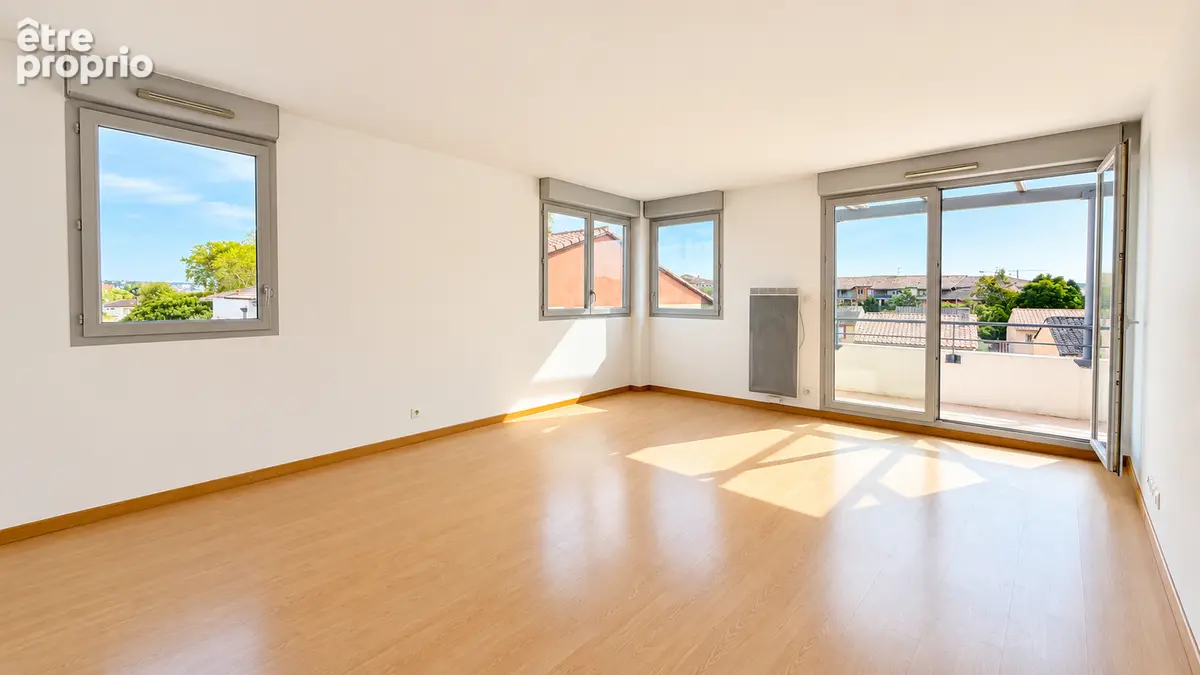 Appartement  3 pièces 61 m2  Croix Daurade - photo 2
