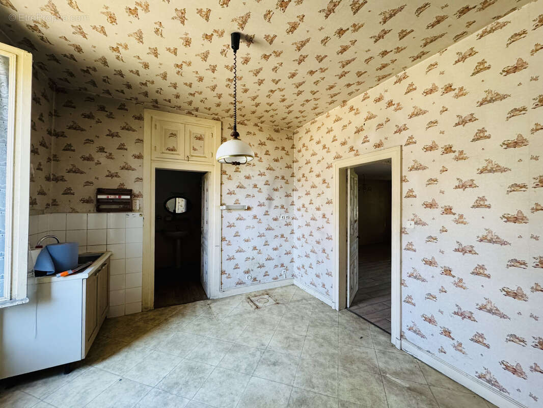 Maison à Ussel en Corrèze - photo 3