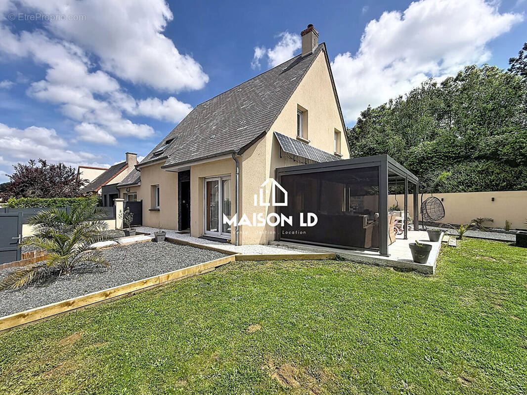 Maison à MONDEVILLE