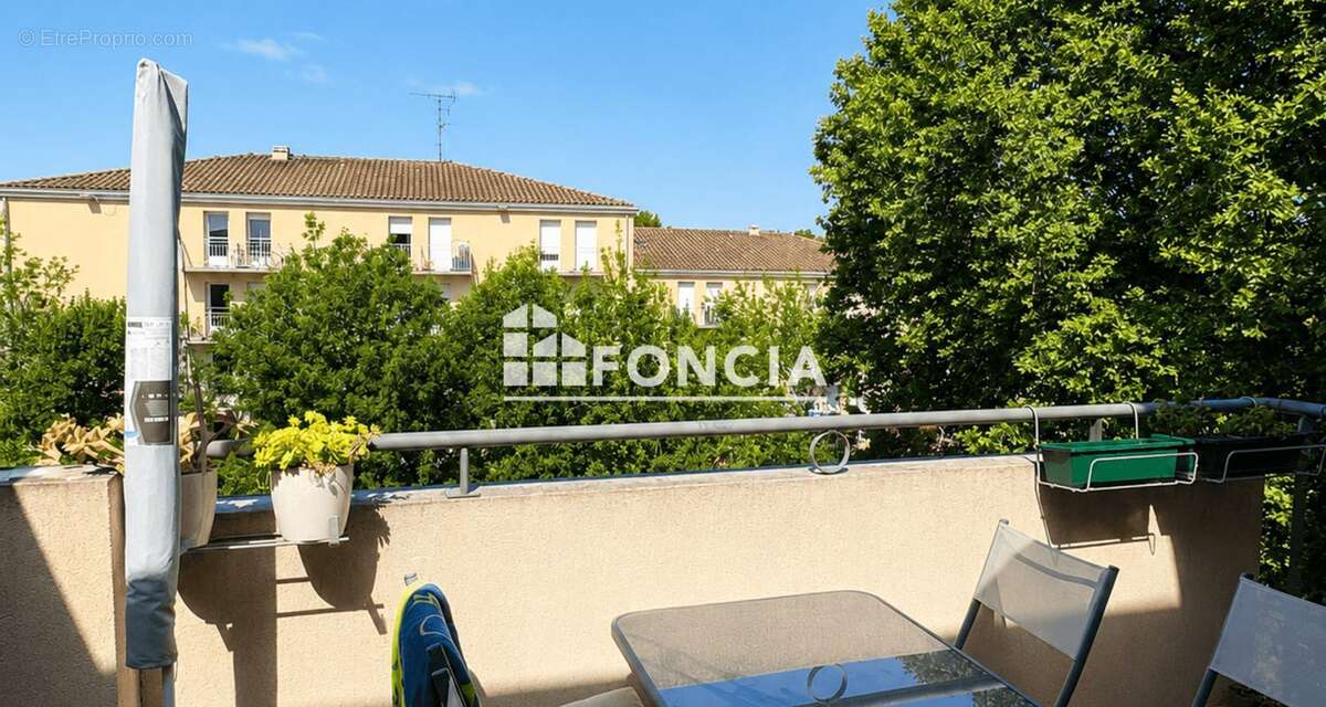 Avignon route de Lyon – T2 avec terrasse et garage, vendu occupé - photo 2