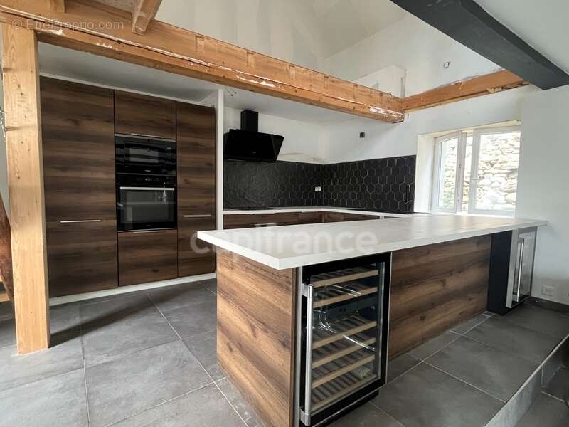 Maison à LAMARQUE-PONTACQ